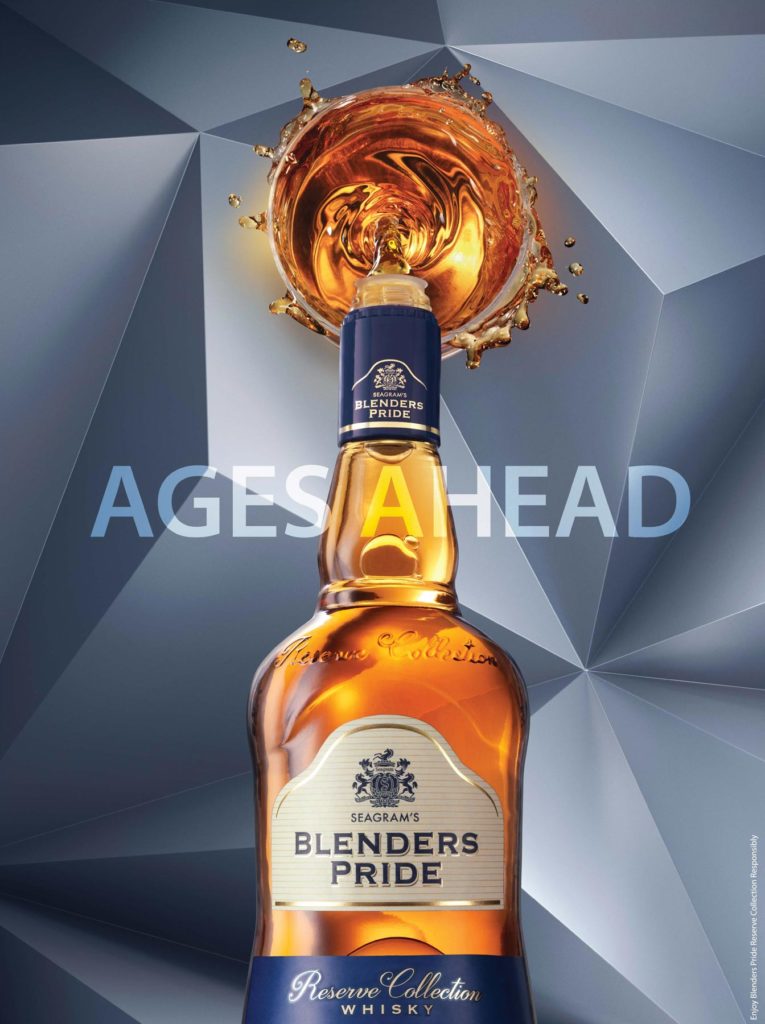 Blenders Pride whisky pour