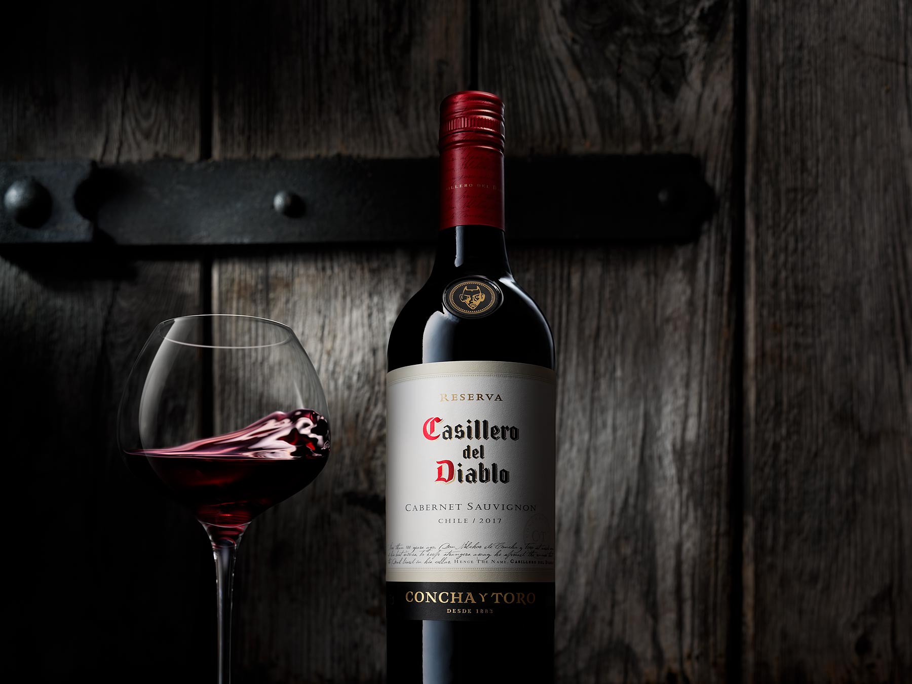 Atmospheric wine photography by London beverage photographer Warren Ryley