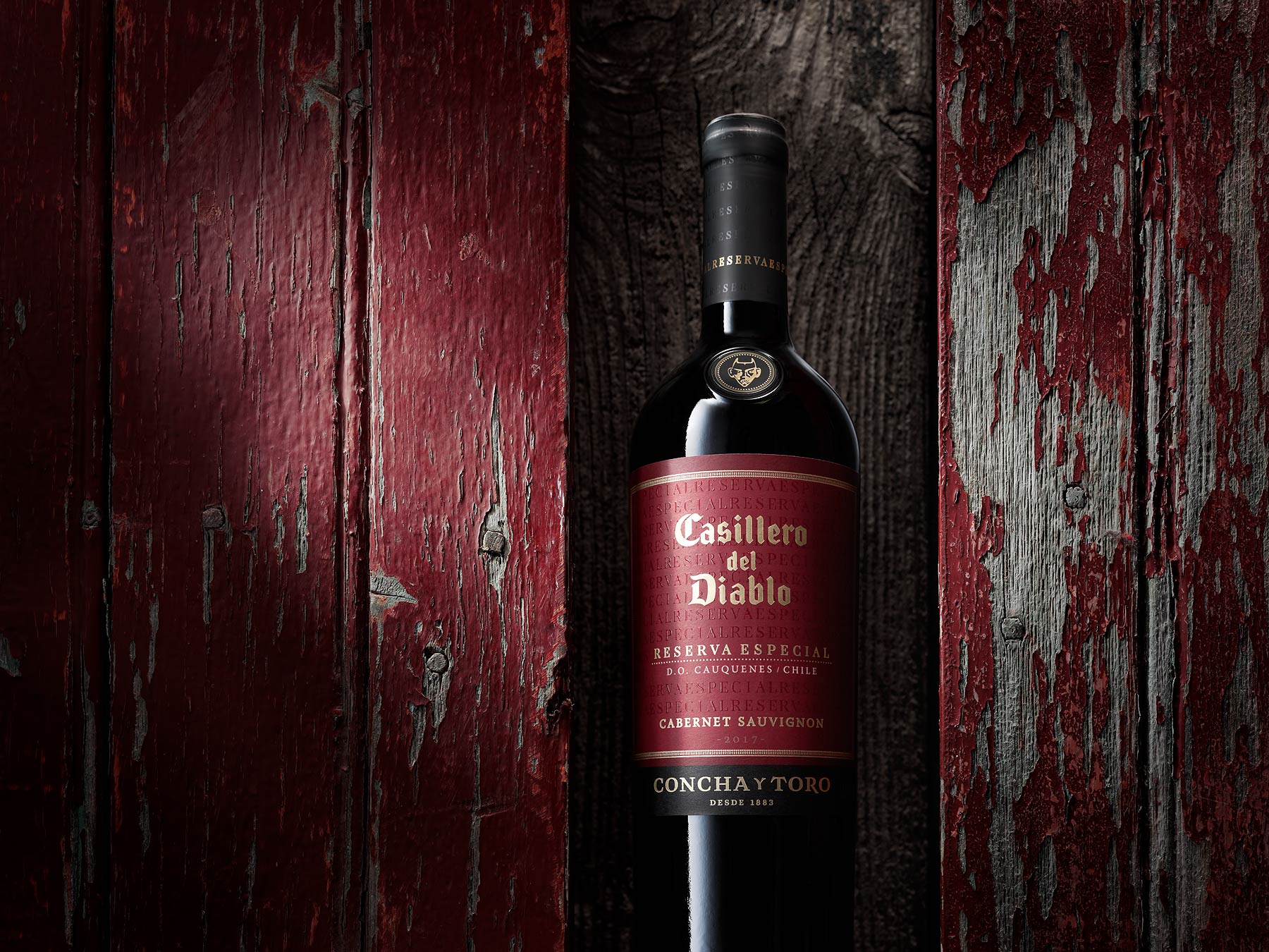 Atmospheric wine photography by London beverage photographer Warren Ryley