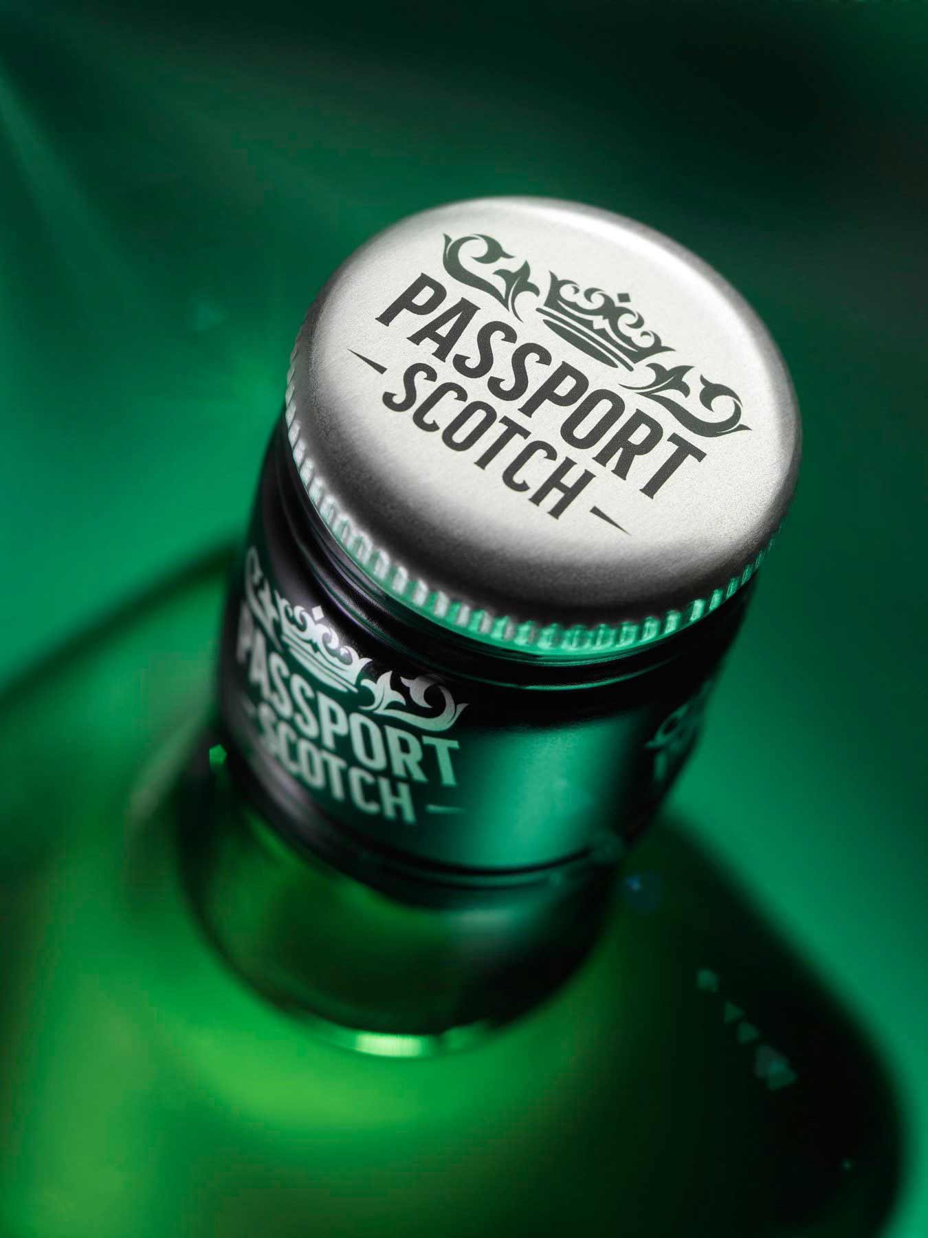 Cap detail of Passport Scotch bottle by London drinks photographer Warren Ryley