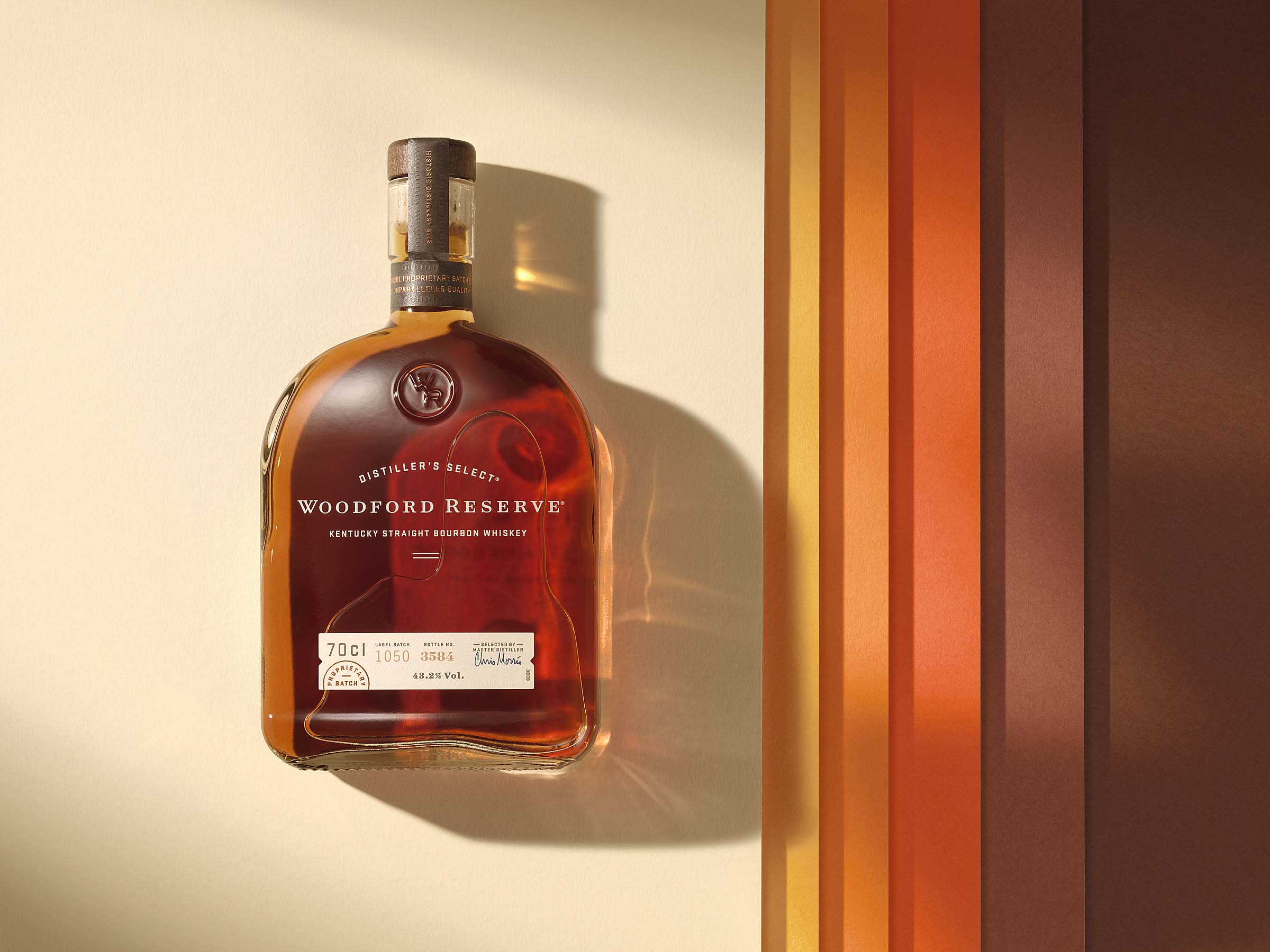 Graphic style drinks photography by London based photographer Warren Ryley