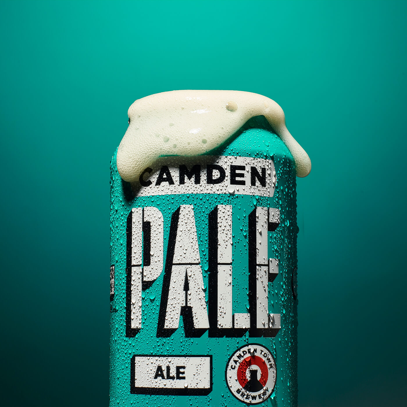 Camden Pale Ale can photography with froth